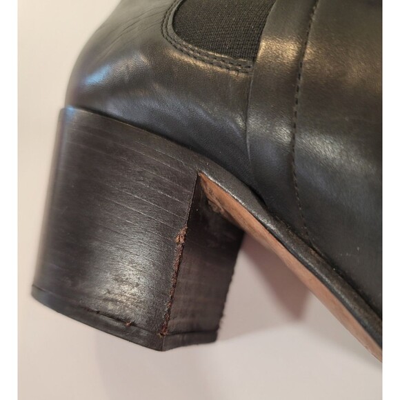 Vince Camuto Leather Ankle Boots Women Size 8.5 M Heel Round Toe Slip On - Picture 11 of 16